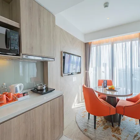 Harris Suites Puri Mansion Jakarta Exterior photo