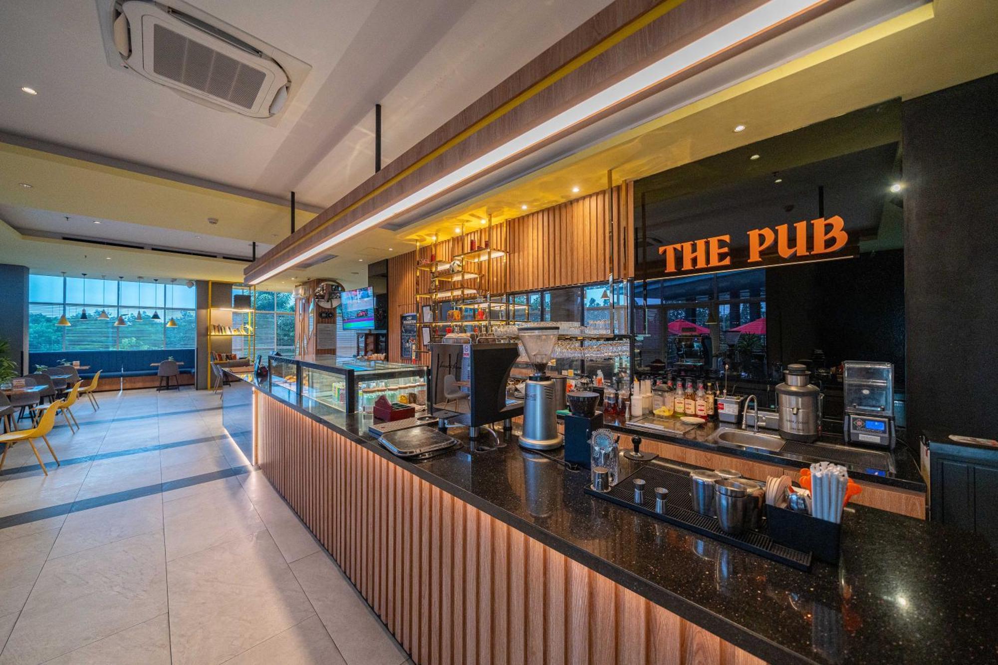Hotel Harris Puri Mansion